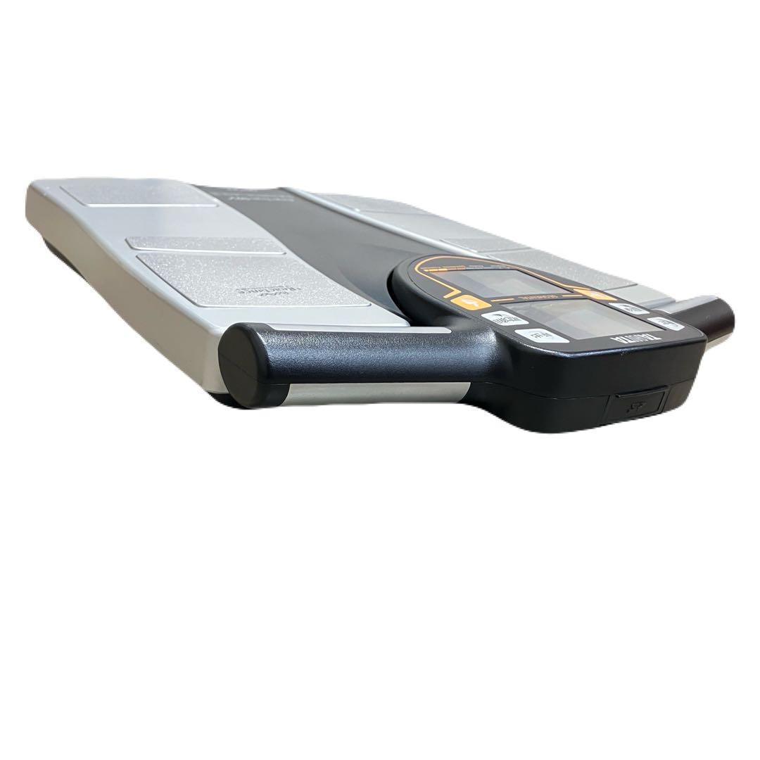 箱付き　TANITA 体重計　InnerScan 50V BC-622