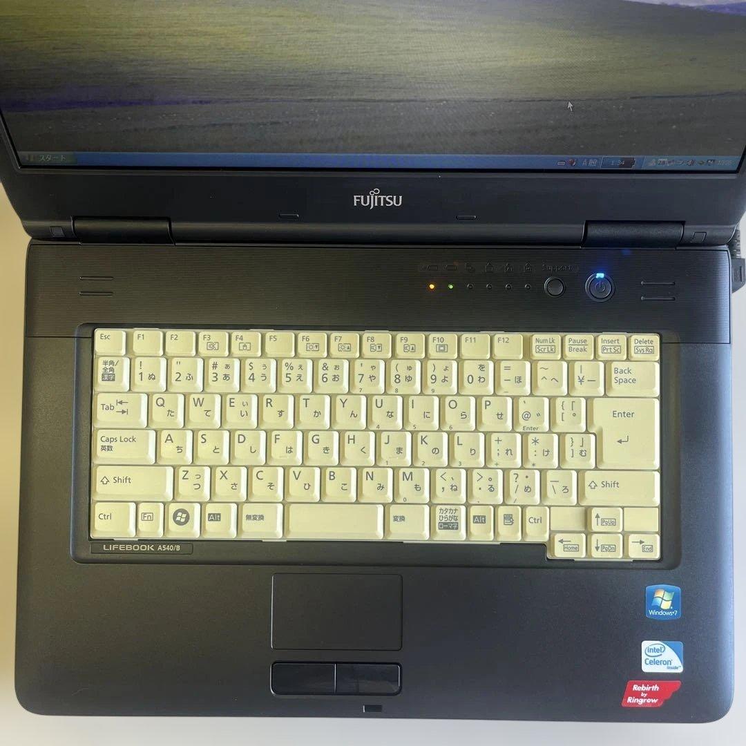 ☆格安美品☆Windows XP☆富士通15.6インチワイド大画面ノートPC☆