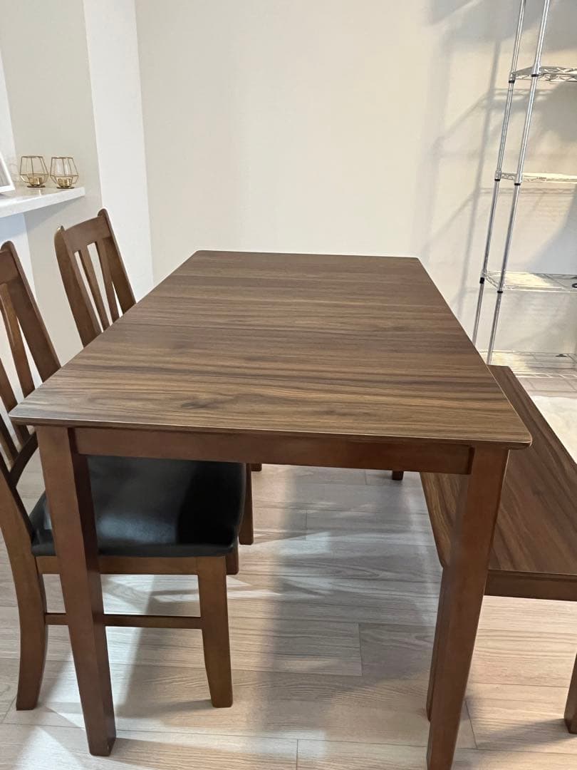 【引取】ダイニングテーブルセット　４人掛け　テーブル1台、チェア2脚、ベンチ