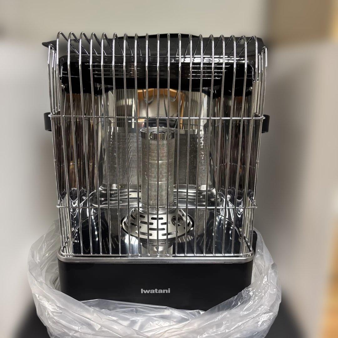 D*o様 イワタニ カセットガスストーブ CB-CGS-HPR 開封済み未使用