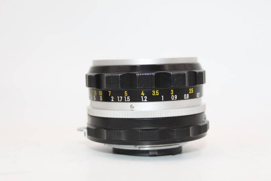 カビ曇り無 NIKKOR-H Auto 50mm F2 ＋ 純正メタルフード