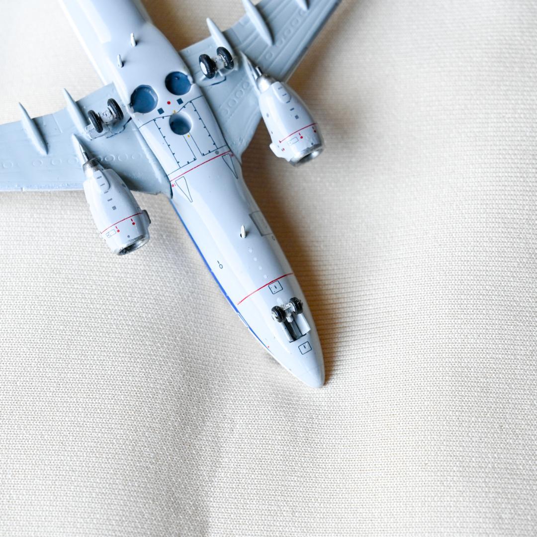 【セット】ANA B737-700 + タグ キーホルダー 1/400