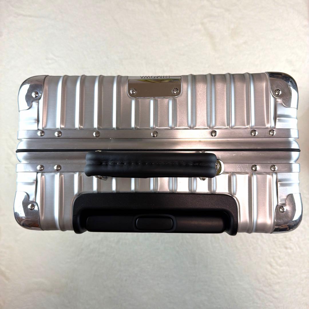 リモワ クラシック キャビンS 33L 機内持ち込み アルミ 正規品