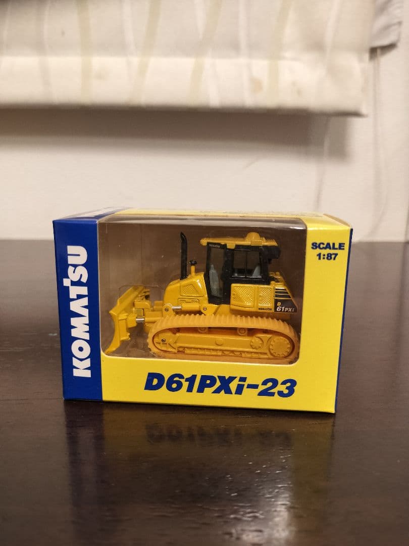 コマツ　株主優待　ミニチュア11点