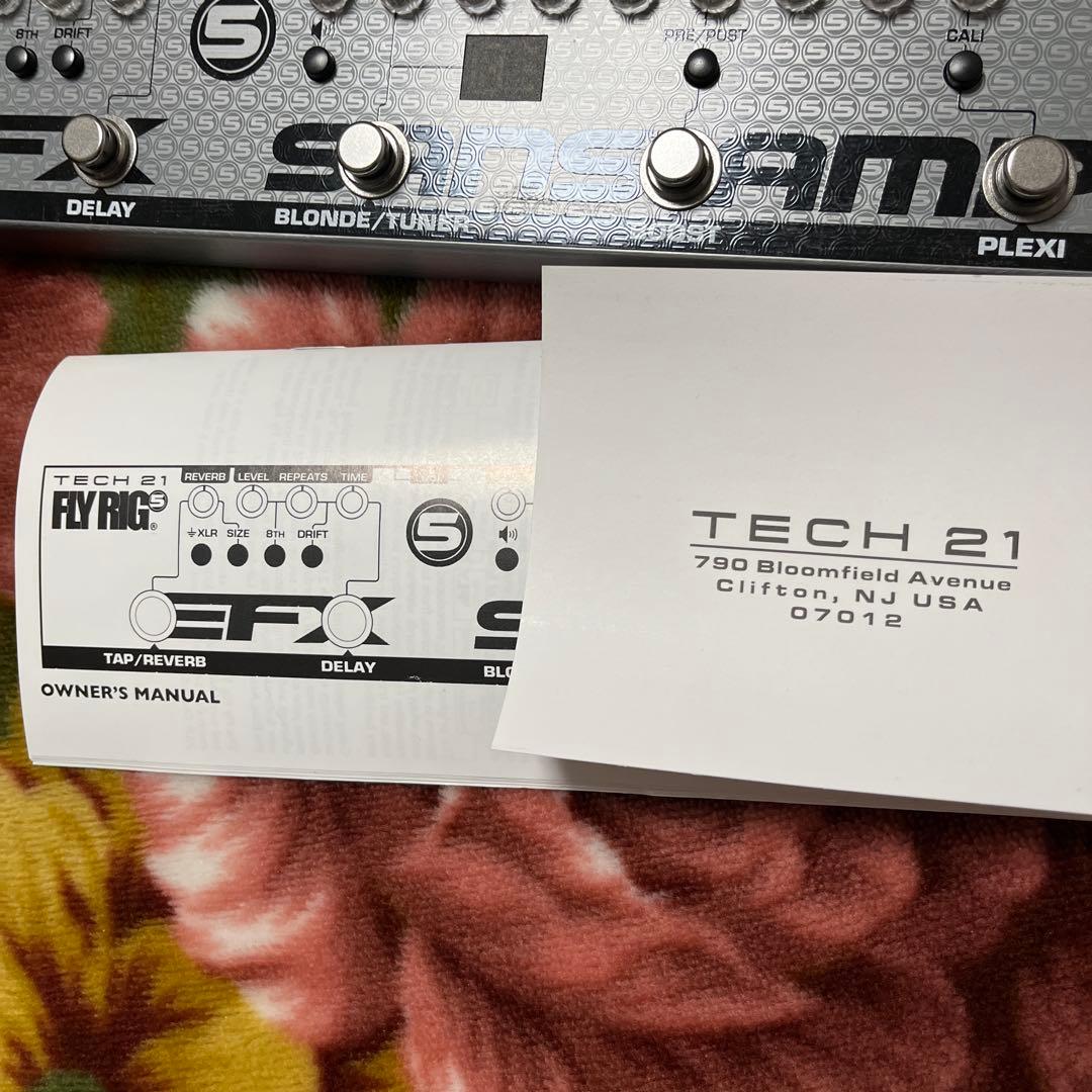 ギター TECH21 Fly Rig 5 V2