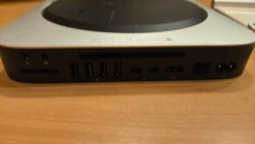 Apple Mac mini シルバー　A1347