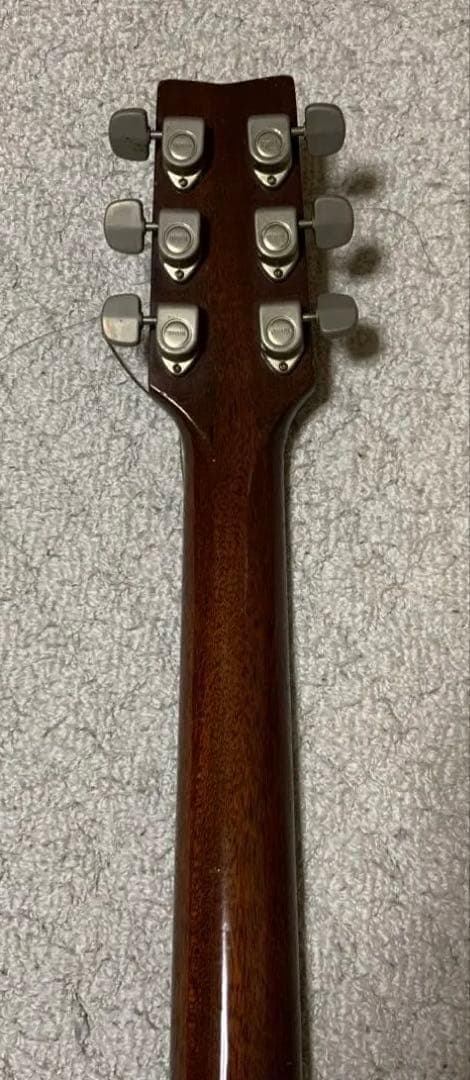 YAMAHA ヤマハ　FG-200 アコースティックギター　ハードケース付き