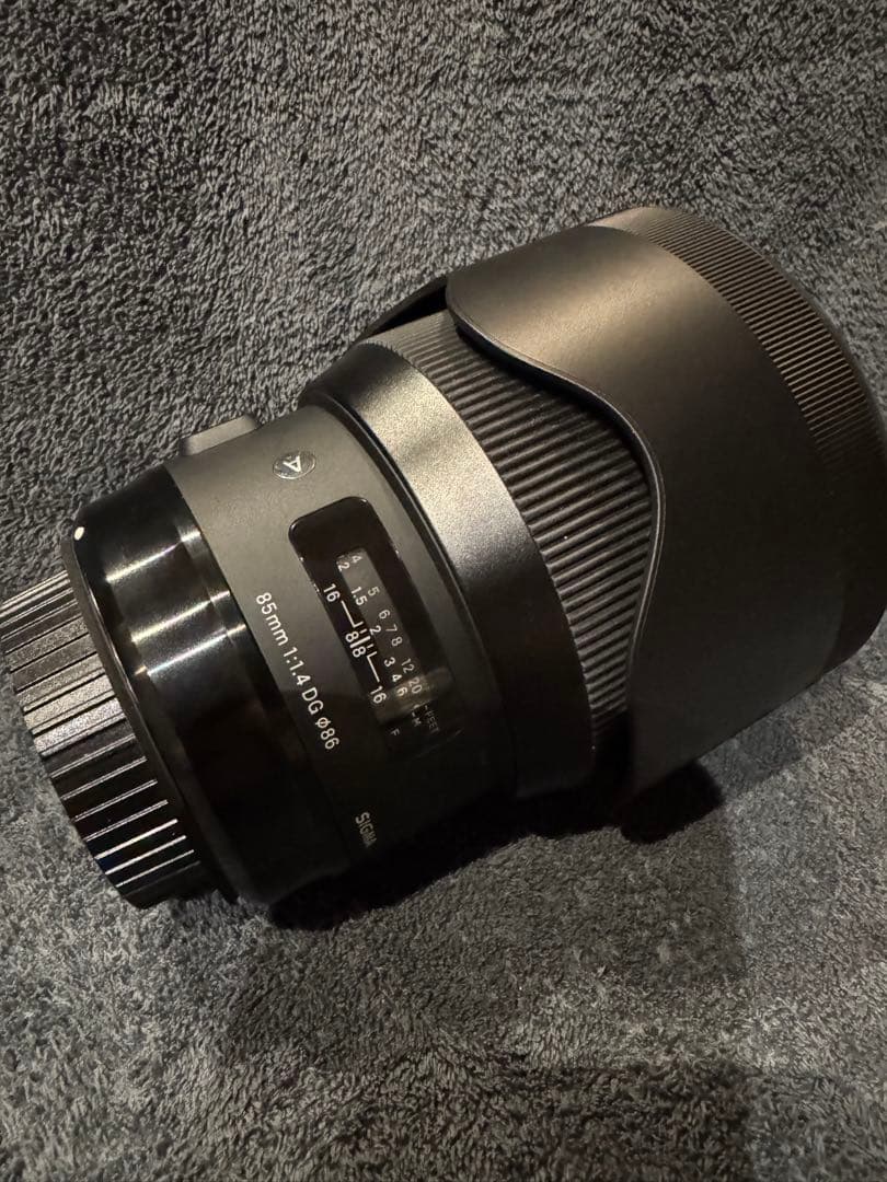 極美品SIGMA 85mm F1.4 DG Art レンズ　キャノンマウント