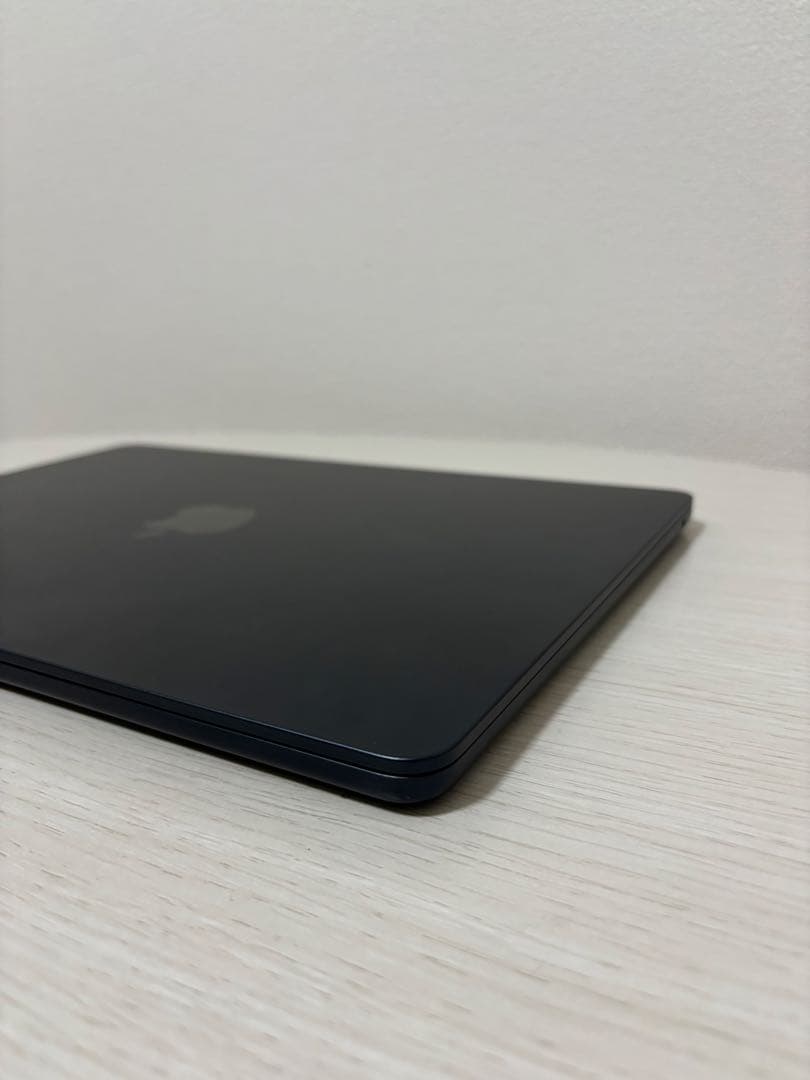【美品】MacBook Air M2 8GB 512GB ミッドナイト　2022