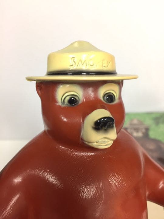 箱付きSMOKEY BEAR スモーキーベア 貯金箱