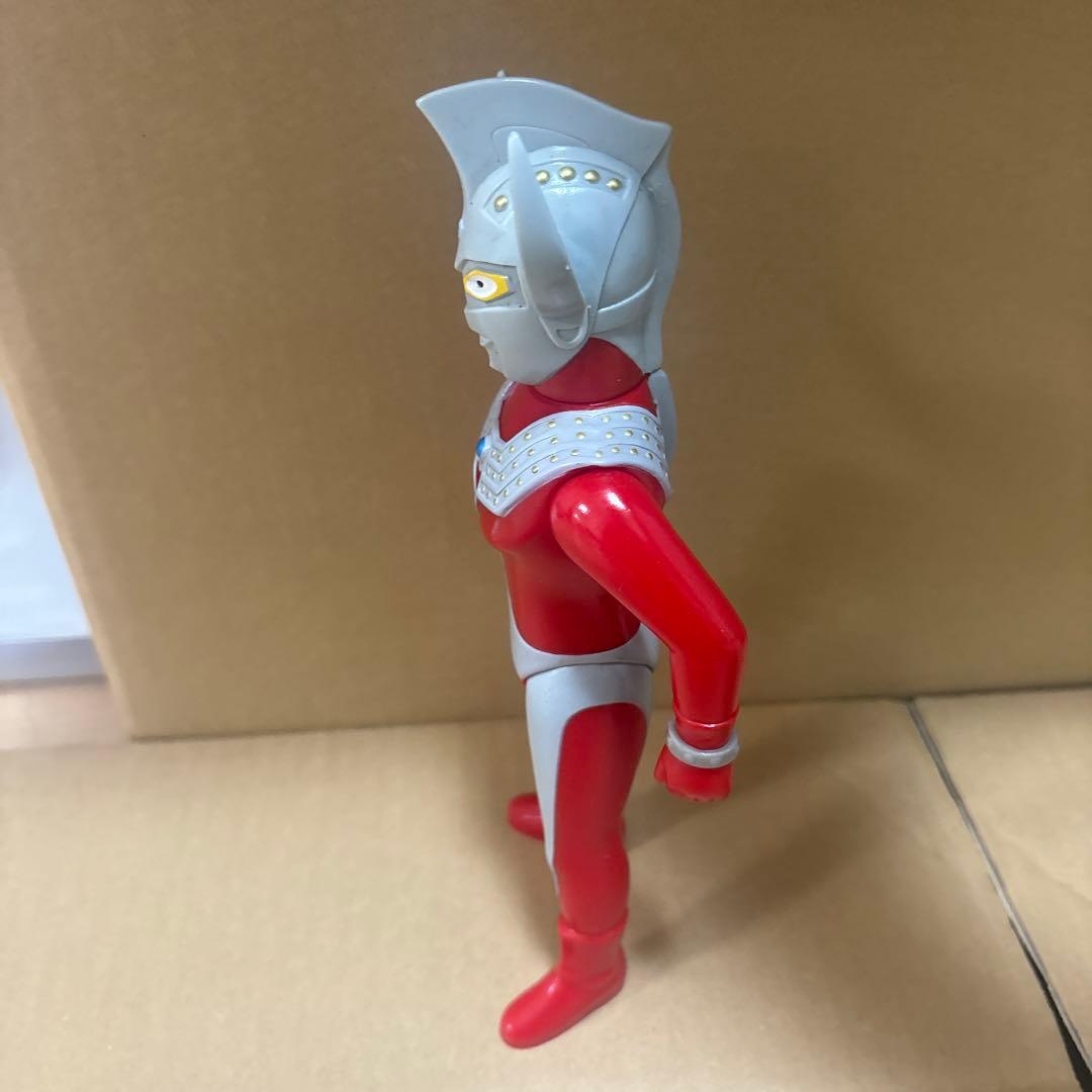 銀河連邦 M78星雲人 ウルトラマンタロウ