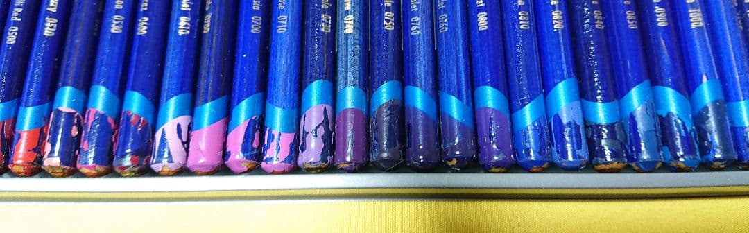 ダーウェント インクテンス 72 水彩色鉛筆