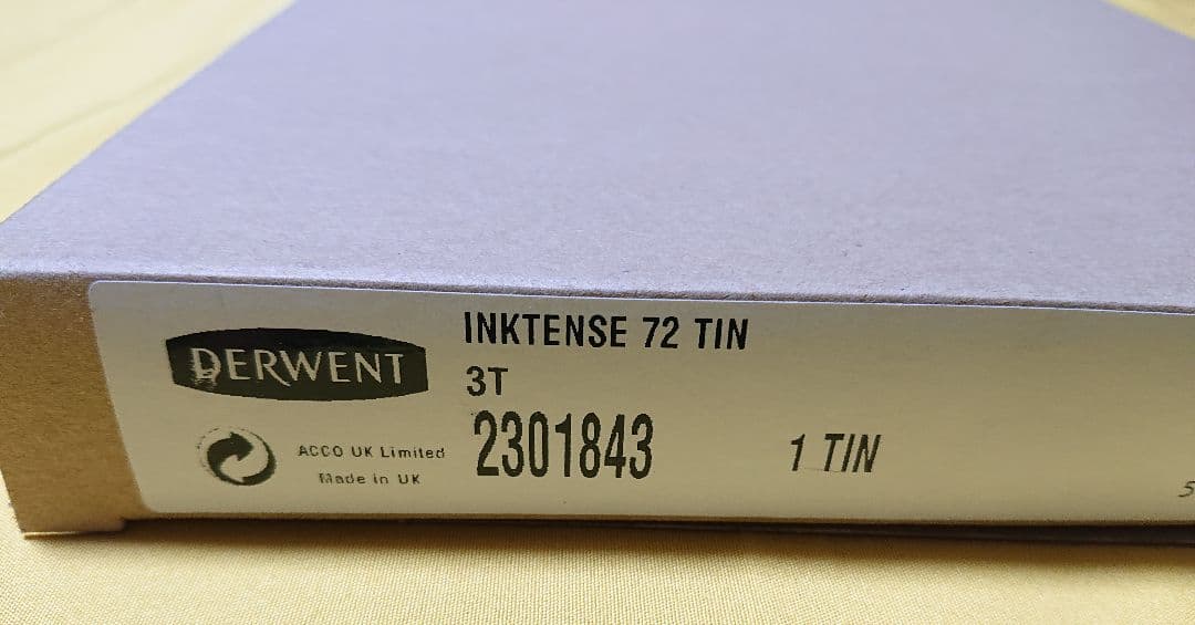 ダーウェント インクテンス 72 水彩色鉛筆