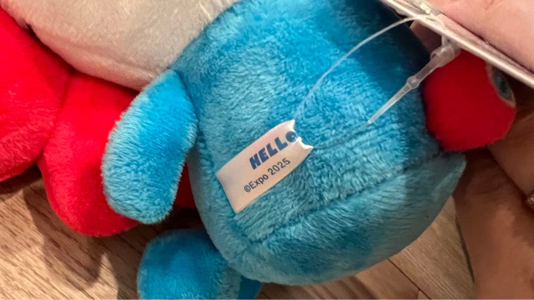 値引き不可　サンリオミャクミャク　ハローキティ ぬいぐるみ Mサイズ