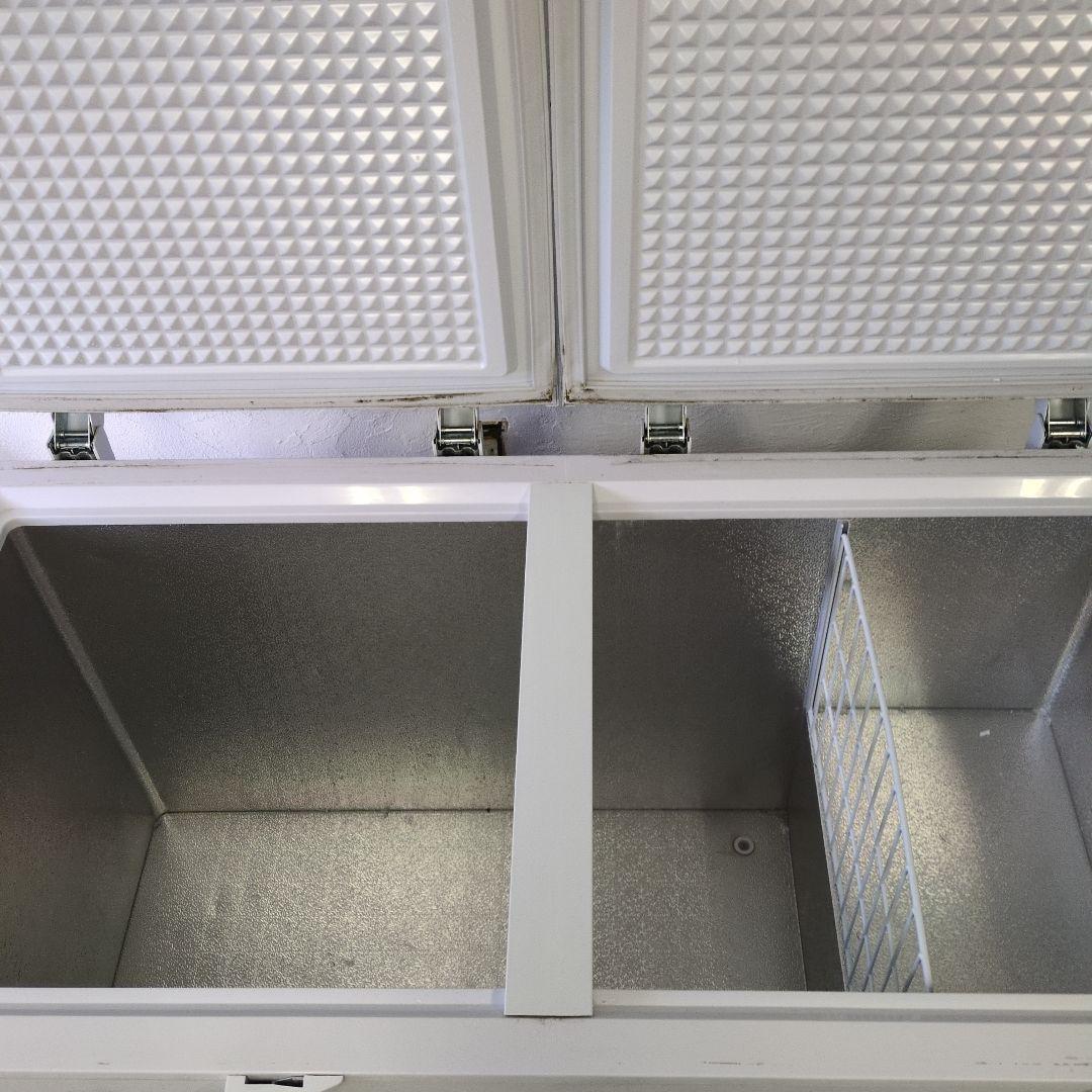 冷凍ストッカー