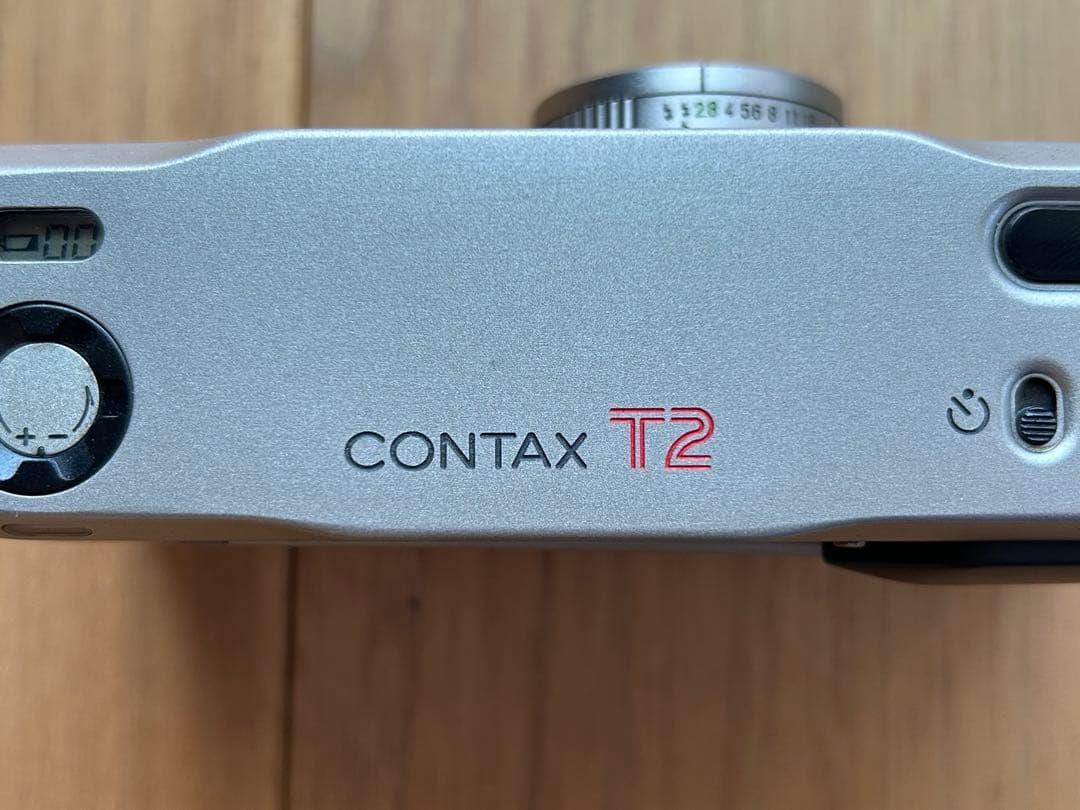 CONTAX T2 フィルムカメラ シルバー　目黒蓮ドラマ使用色違いコンタックス