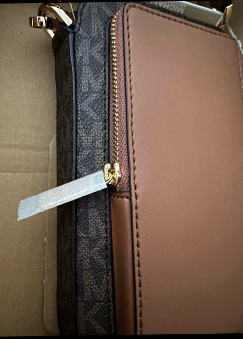 マイケルコース　フォーンポシェット