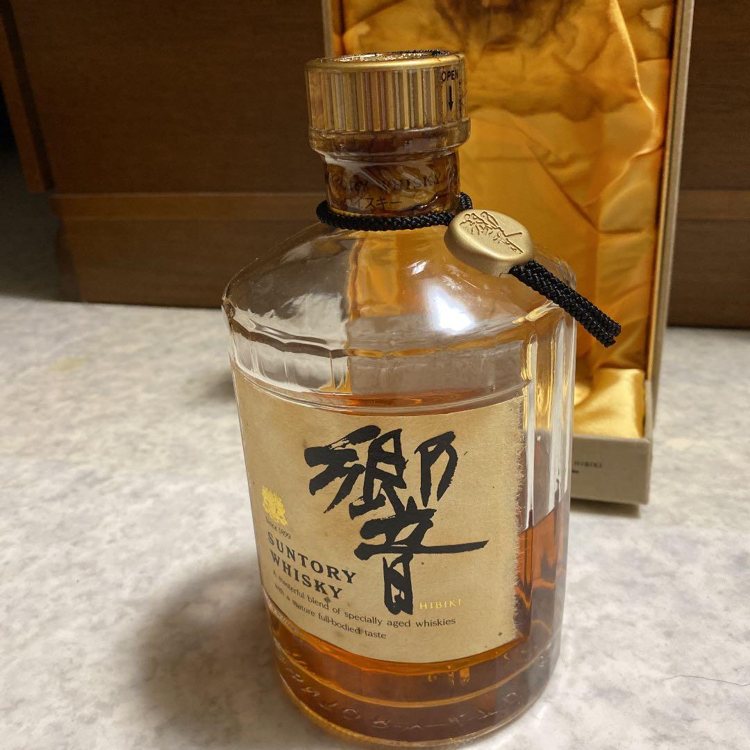 サントリー 響 700ml