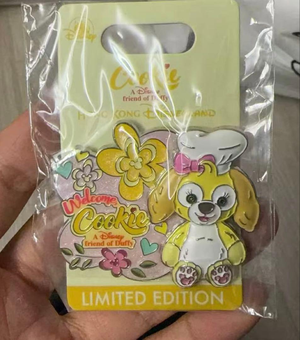 香港ディズニーランド正規品クッキーアン誕生ピンバッジ限数800