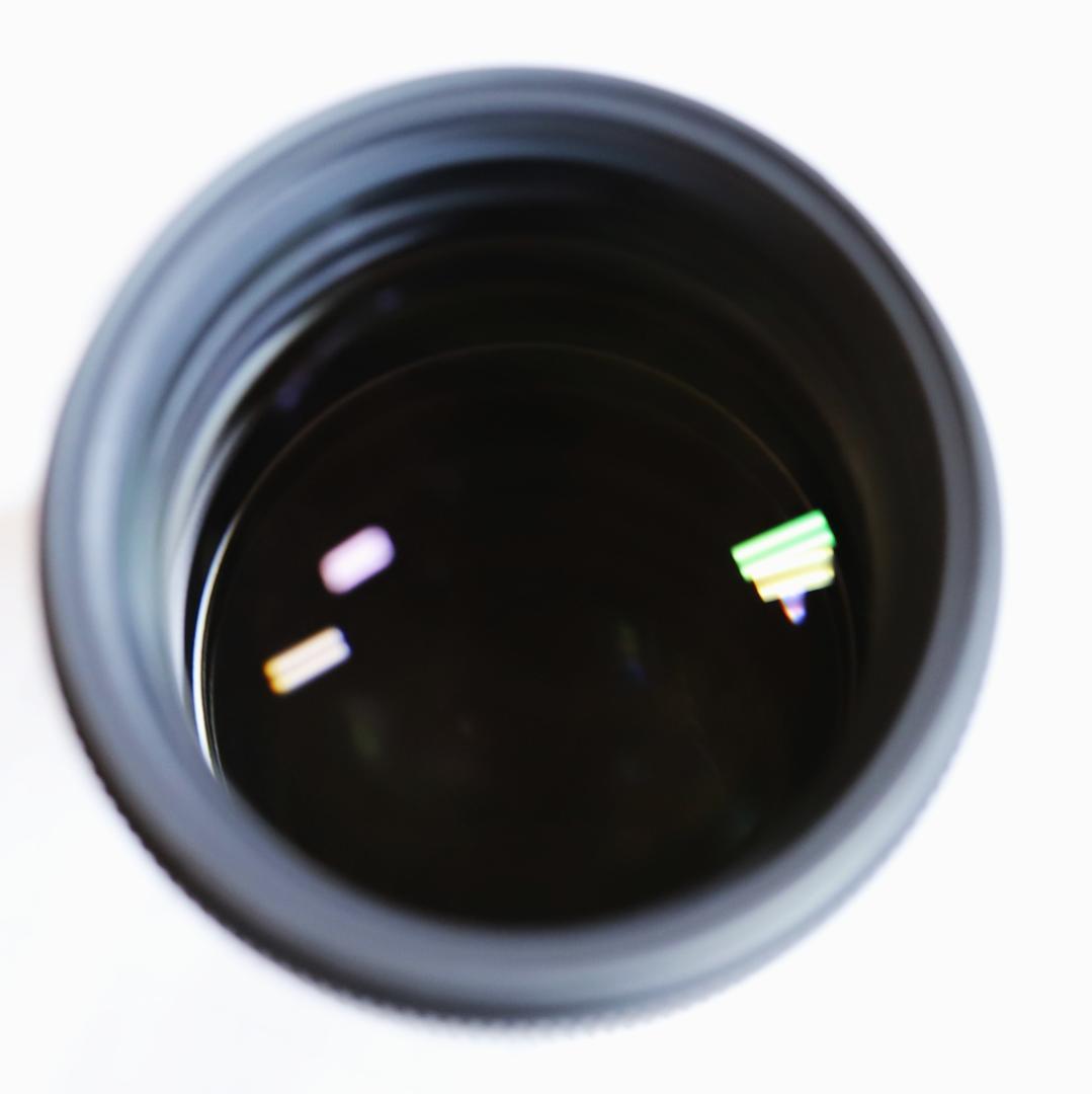 SIGMA 135mm F1.8 DG HSM Artレンズ 　キヤノンEF