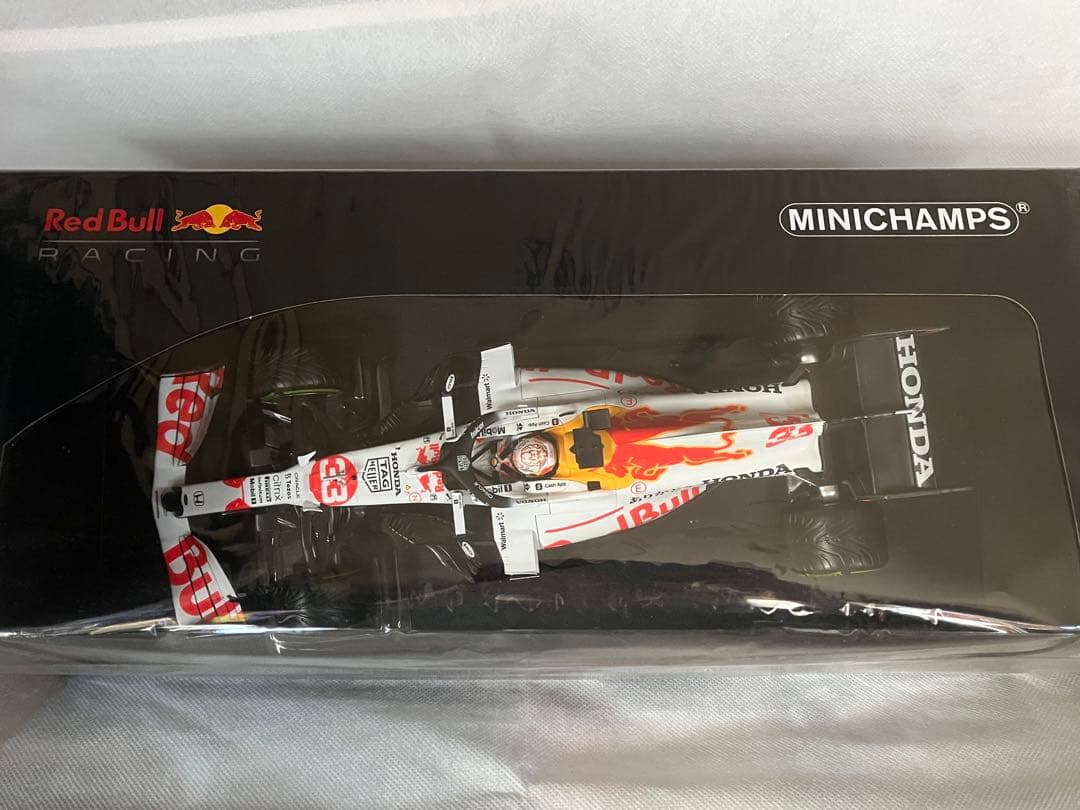 ミニチャンプス1/18レッドブルF1マックスフェルスタッペントルコGP2021年