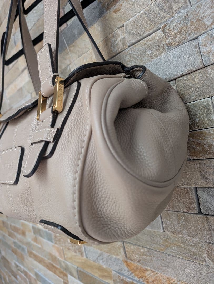 LOEWE バッグ