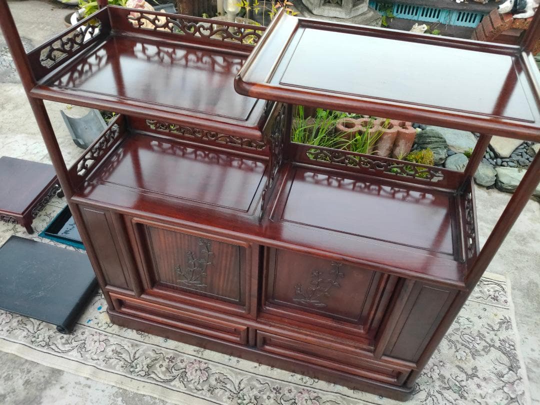 Japanese Modern Furniture☆茶箪笥☆飾り棚☆透かし彫り