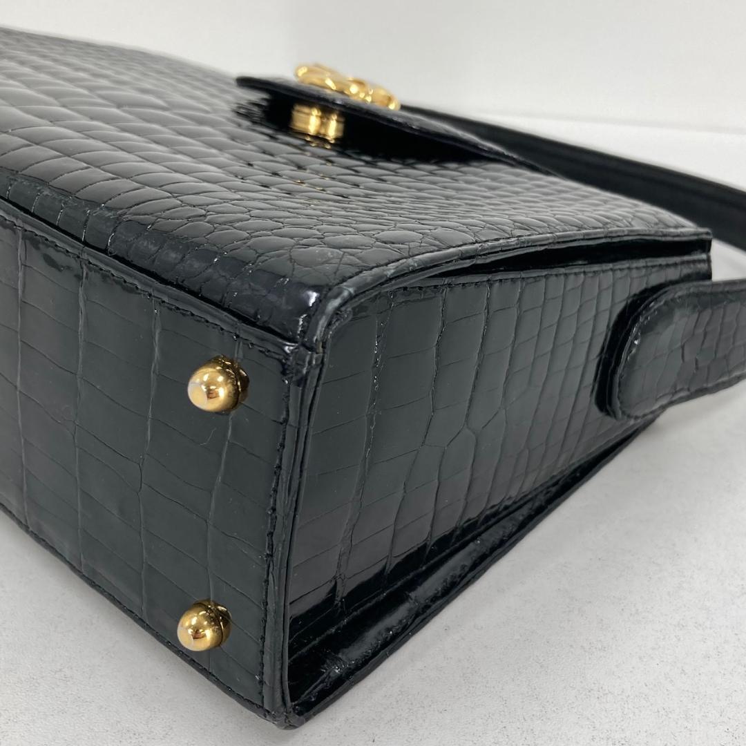 美品 クロコダイル　ハンドバッグ　高級　ゴールド金具　ブラック