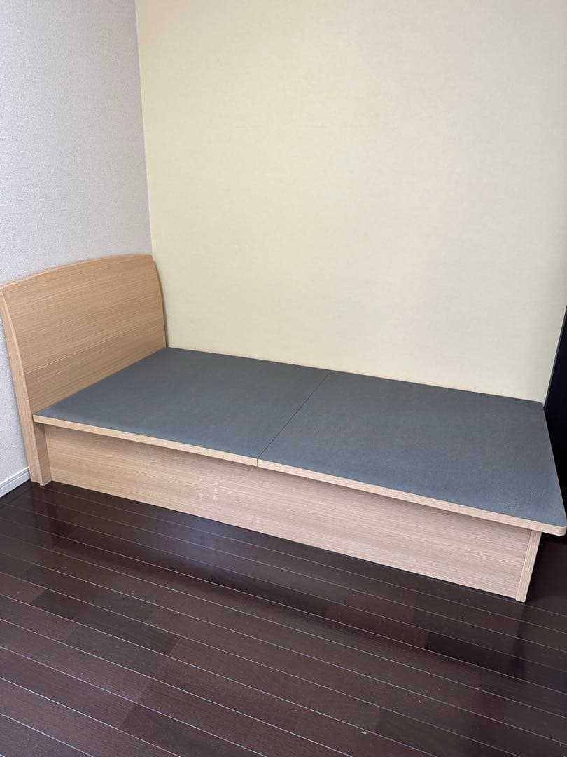 ニトリ　木製シングルベッド 跳ね上げ収納付き　リフトアップ収納 5年保証あり