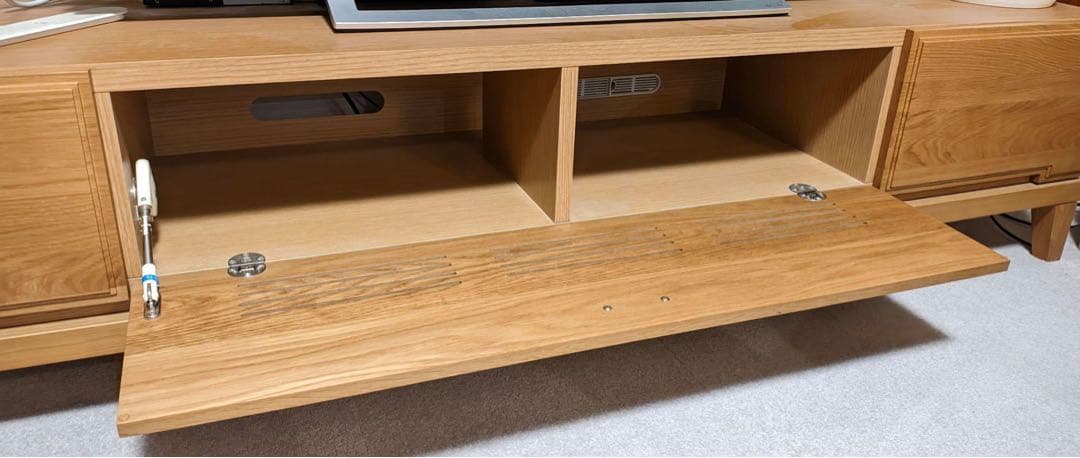 テレビ台　テレビボード　前面無垢材ナチュラルウッド テレビ台 引き出し付き