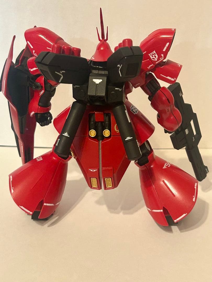 HGUCサザビー　完成品　全塗装