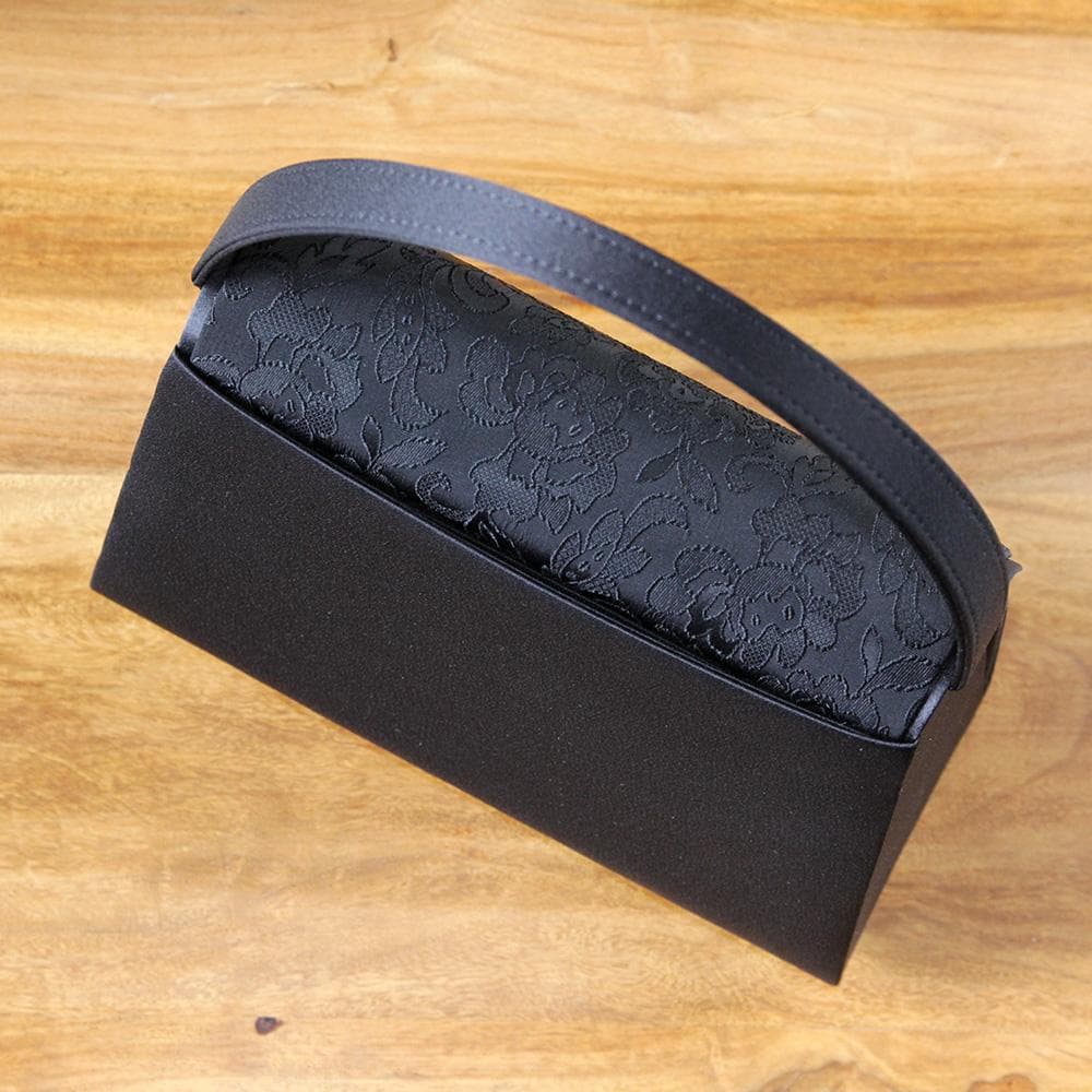 新品・未使用 フォーマルバッグ 岩佐 ハンドバッグ 冠婚葬祭 黒 お葬式