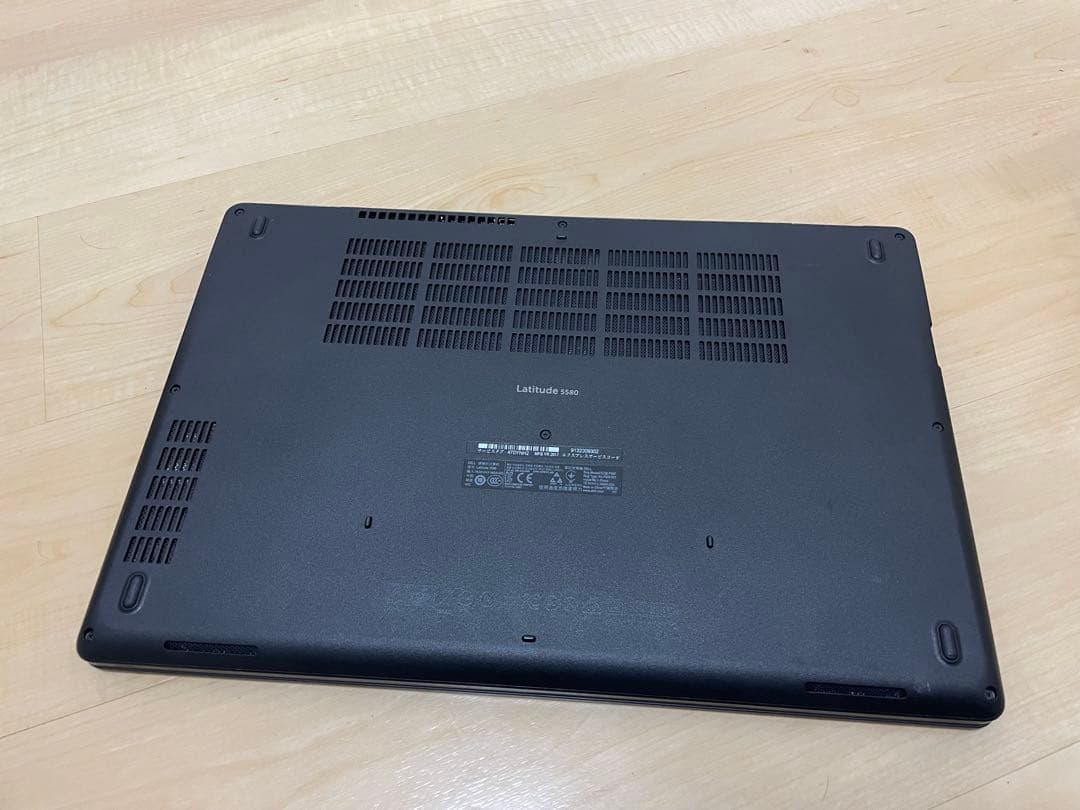 Windowsノート本体 Dell Latitude 5580 i5 8GB SSD 256GB
