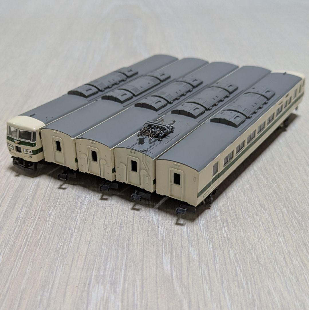 Nゲージ 185系 5両(１両はモーター車) カトー