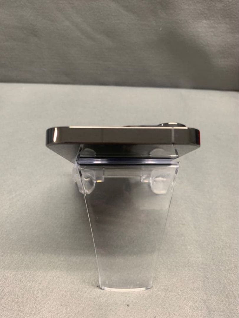 超美品　海外版　SIMフリー　iPhone13 Pro 128GB