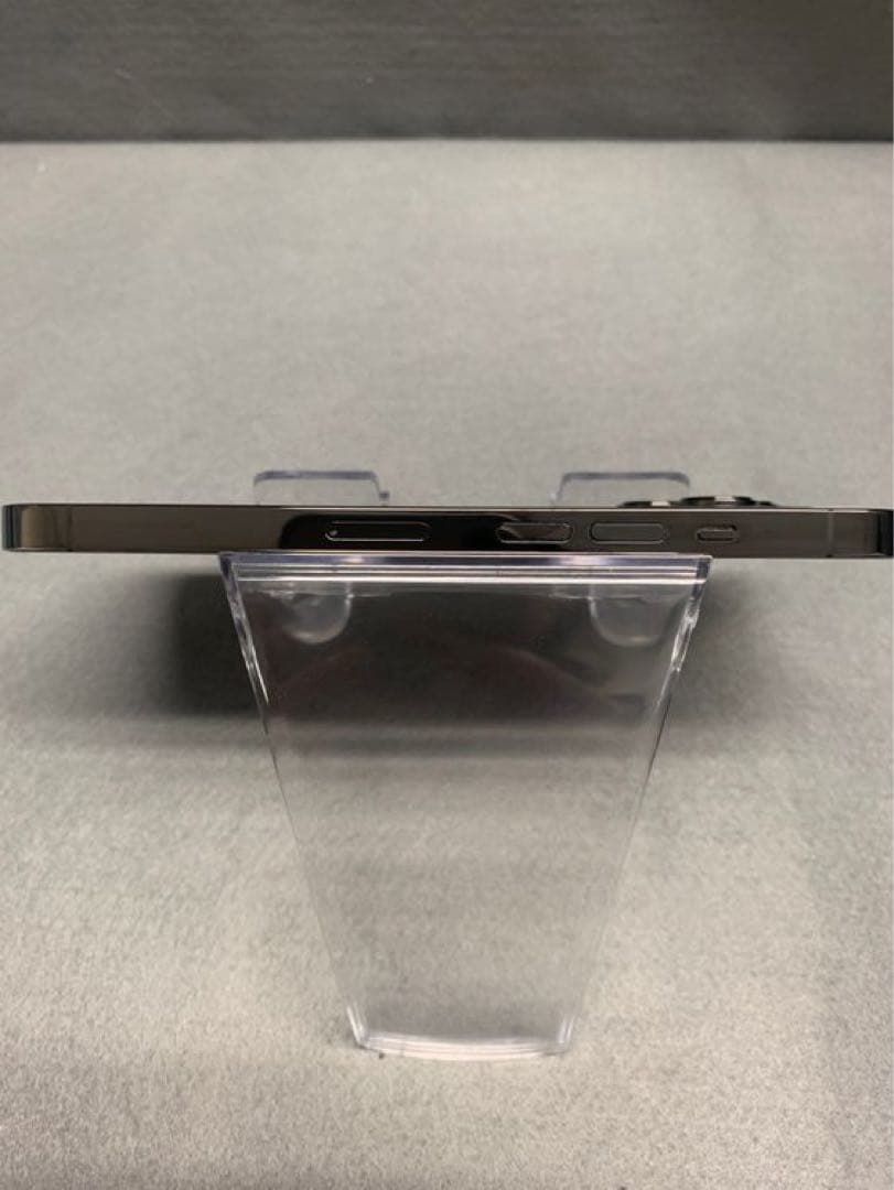 超美品　海外版　SIMフリー　iPhone13 Pro 128GB