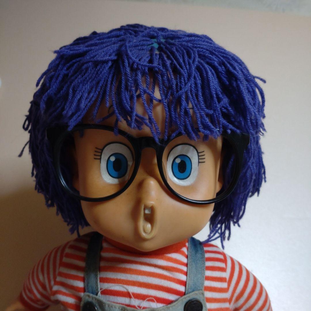 Drスランプ　おっきいアラレちゃん 44cm 人形 バッジ付　フィギュア　ドール