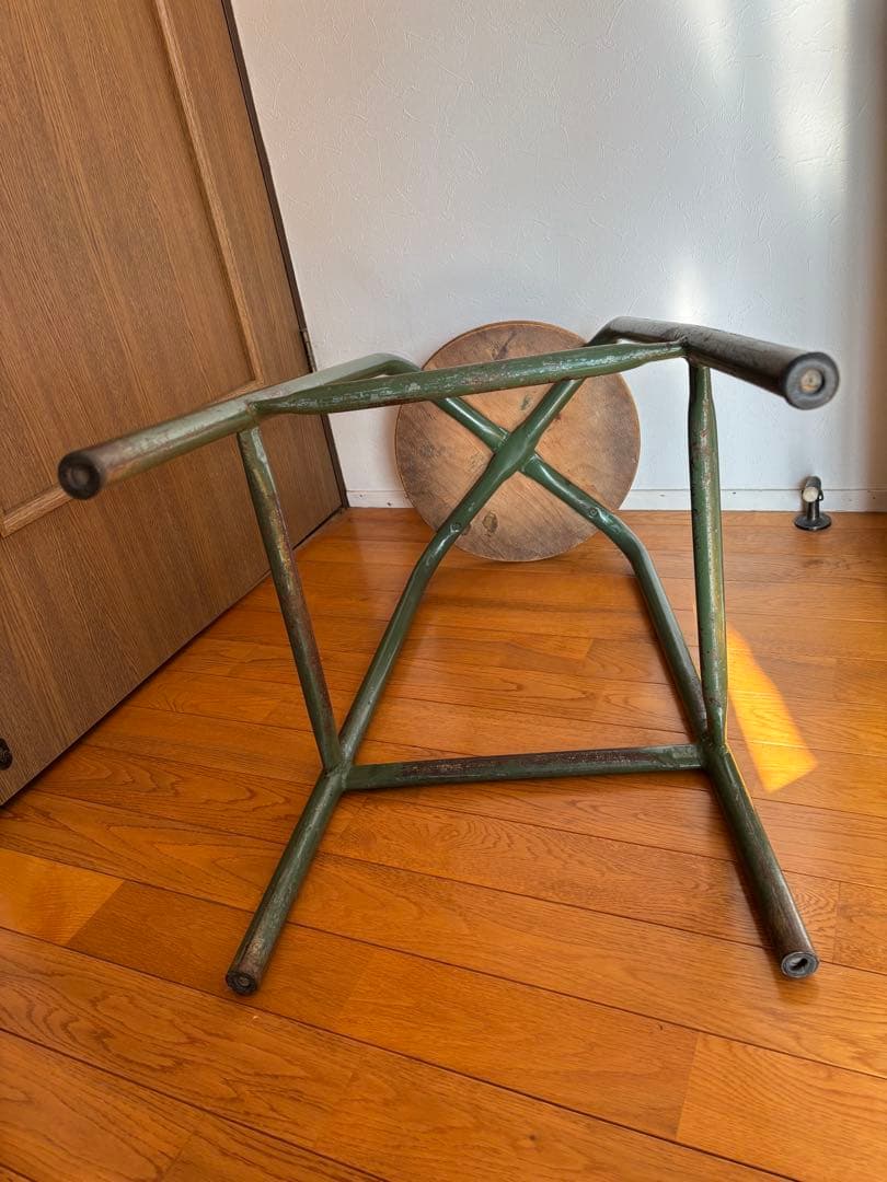 ⭐︎found ヨーロッパアンティーク　スツール椅子⭐︎