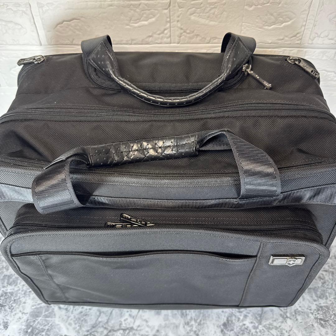 【良品】VICTORINOX ヴィクトリノックス キャリーケース 4輪 バッグ