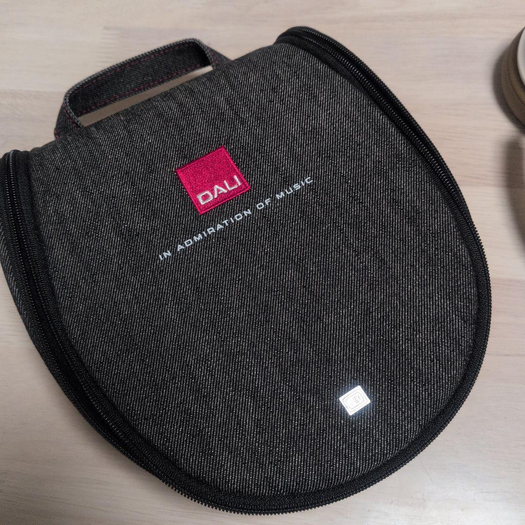 DALI io 6 ワイヤレスヘッドホン ベージュ