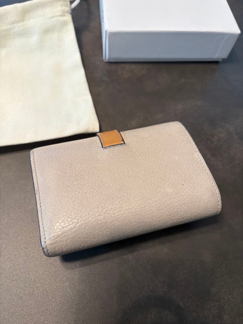 LOEWE ベージュ 三つ折り財布 保存袋・箱付き / ロエベ / 財布 /