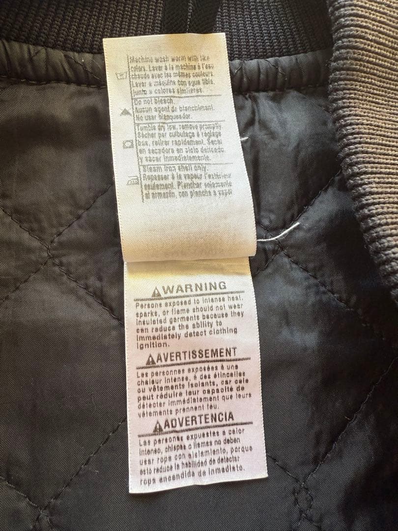 カーハート Carhartt ダックベスト！オリーブグリーン 2XL