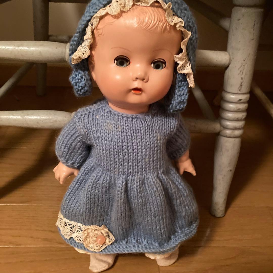 アンティークドール 青色ニットドレス