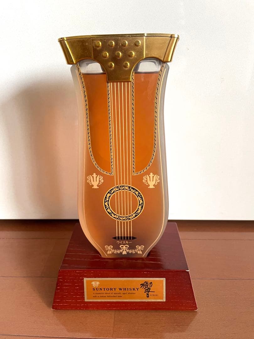 【激レア】響　サントリー　リラギター型