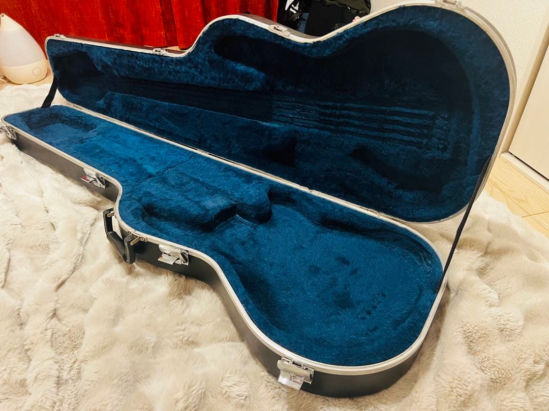 FENDER American Deluxe 5弦ベース ハードケース