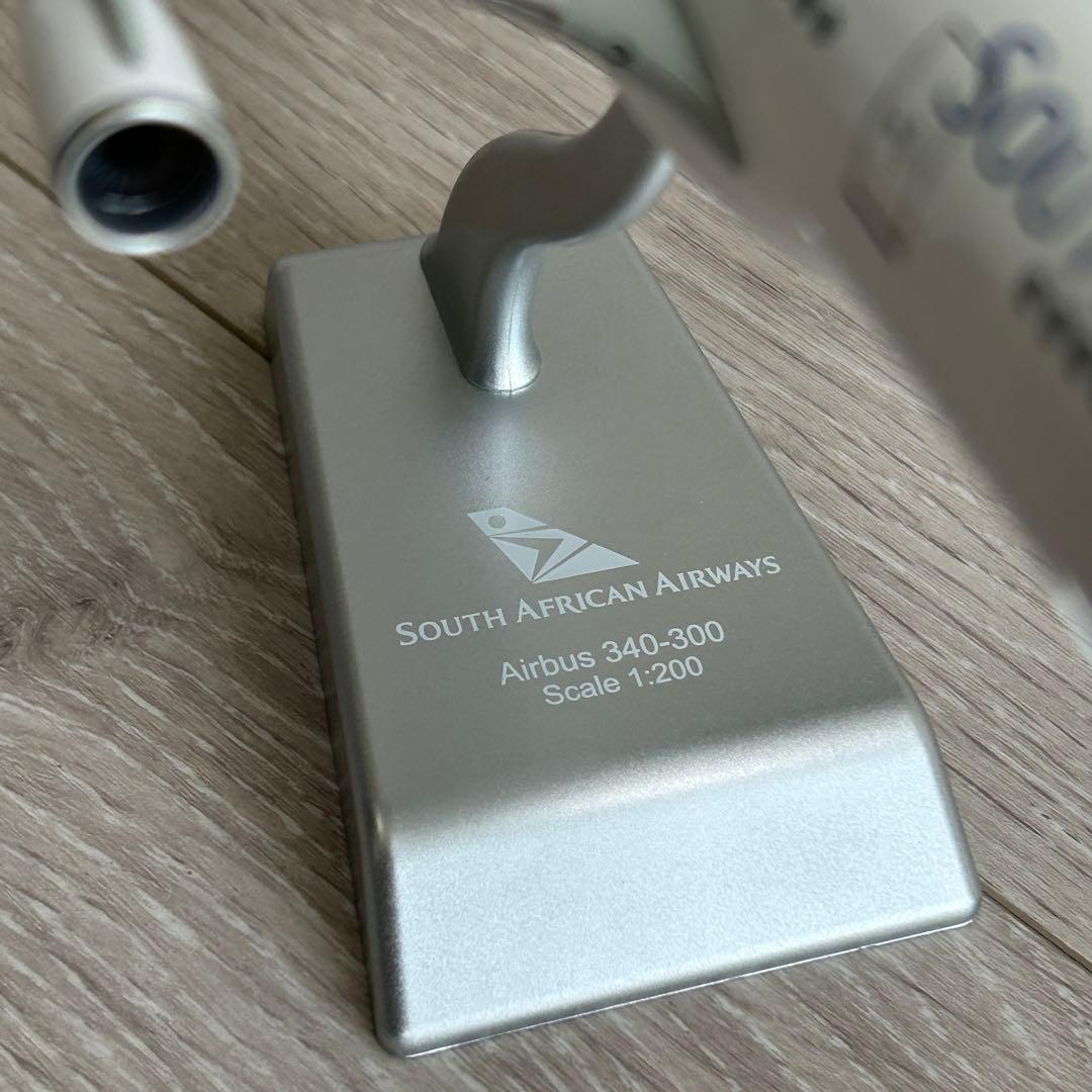 【新品】South African 南アフリカ航空 エアバスA340-300模型