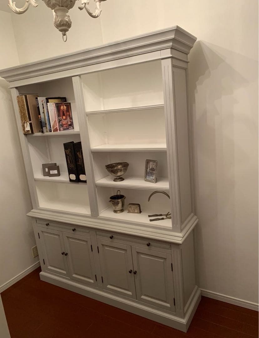 超美品　サラグレース　ディスプレイシェルフ　食器棚　ライトグレー