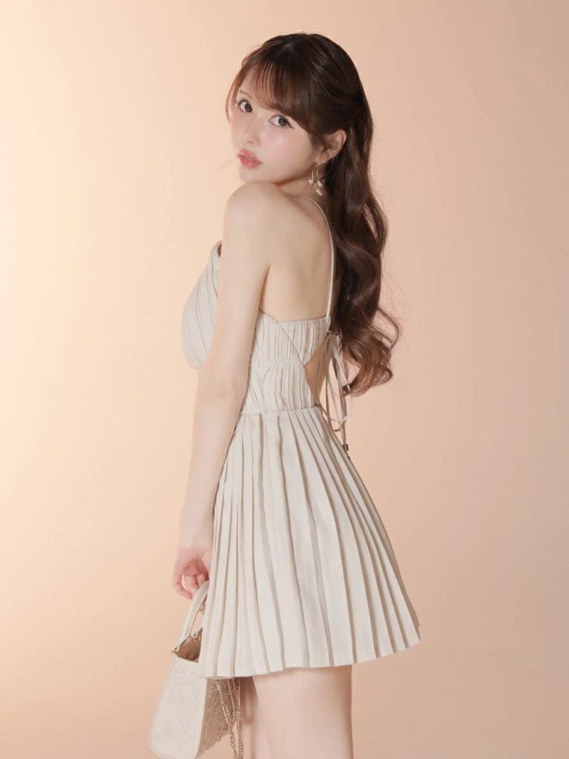 XS アイボリー　4628 ローブドフルール　グロッシーブリエキャバドレス