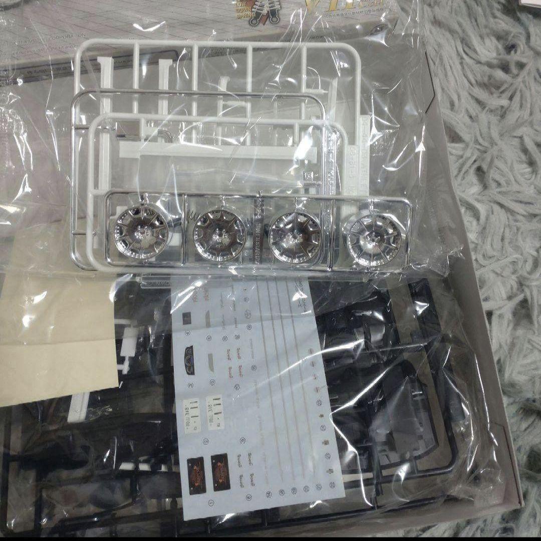 アオシマ スーパーVIP CAR モードパルファム GRS182クラウン