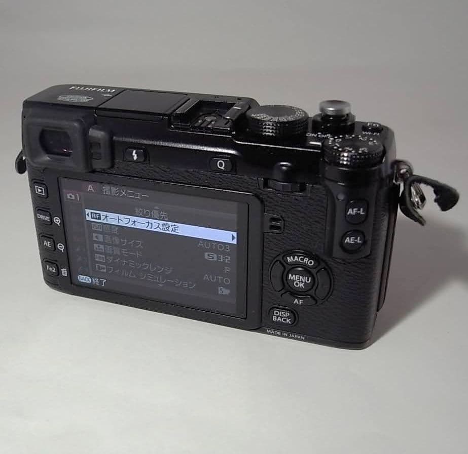 Fujifilm X-E2 ミラーレス一眼 ケース付き